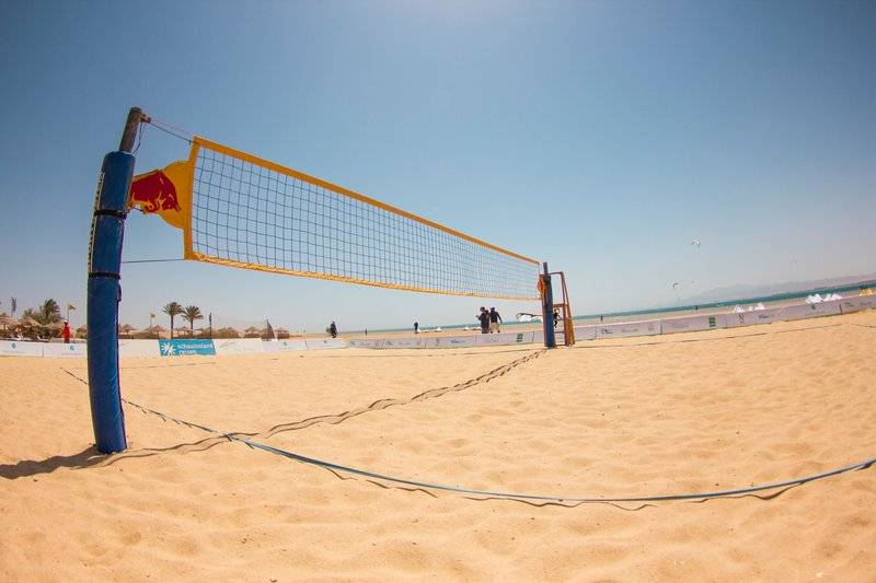 THE BREAKERS DIVING AND SURFING LODGE