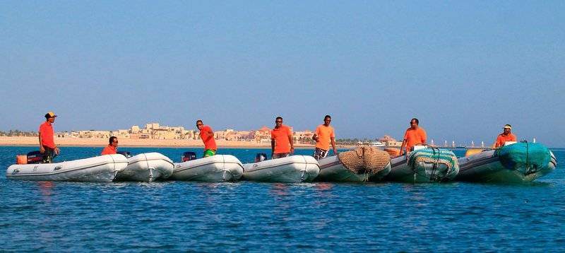 THE BREAKERS DIVING AND SURFING LODGE