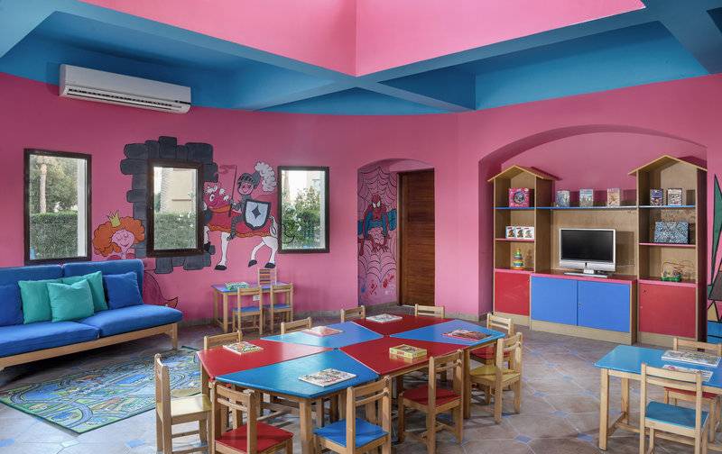 JAZ MIRABEL PARK & CLUB