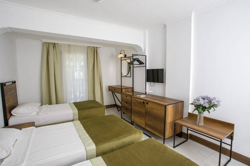 BITEZ GARDEN LIFE HOTEL