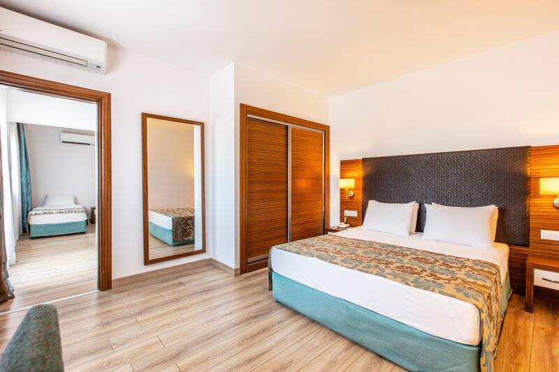 PALM WINGS BEACH RESORT & SPA KUSADASI