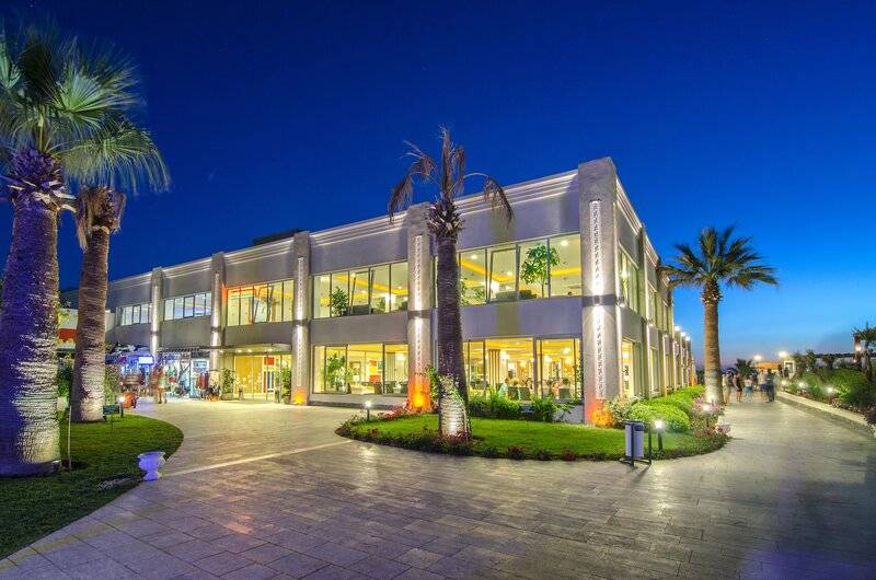 PALM WINGS BEACH RESORT & SPA KUSADASI