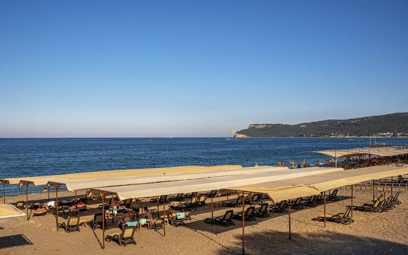 DG HOTELS ROSE RESORT