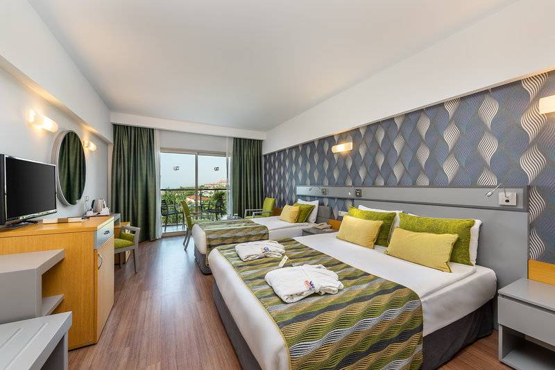 SUNIS KUMKOY BEACH RESORT HOTEL & SPA