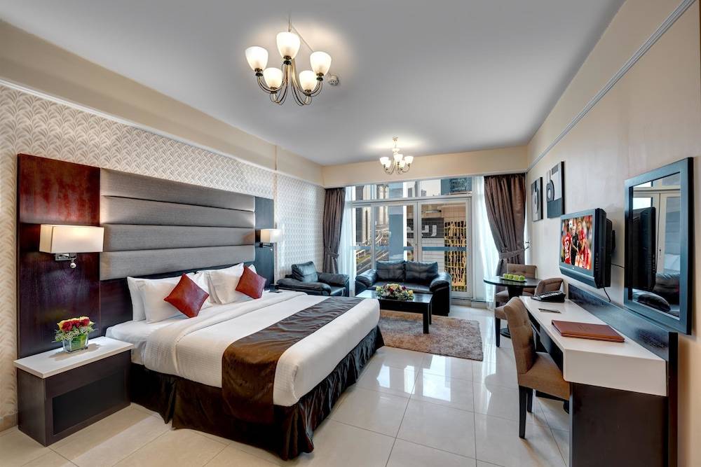 Emirates Grand Hotel Apartment