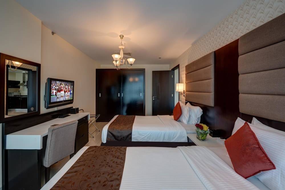 Emirates Grand Hotel Apartment