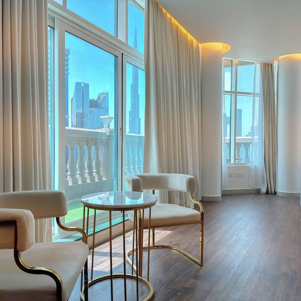 Emirates Grand Hotel Apartment