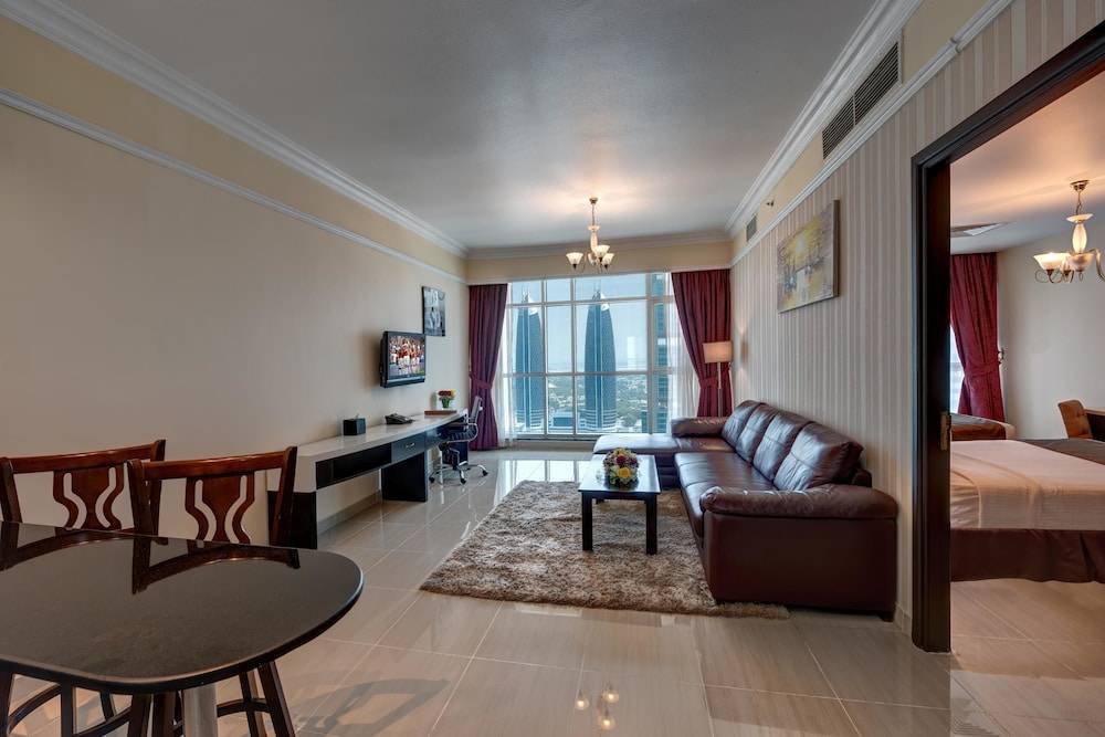 Emirates Grand Hotel Apartment