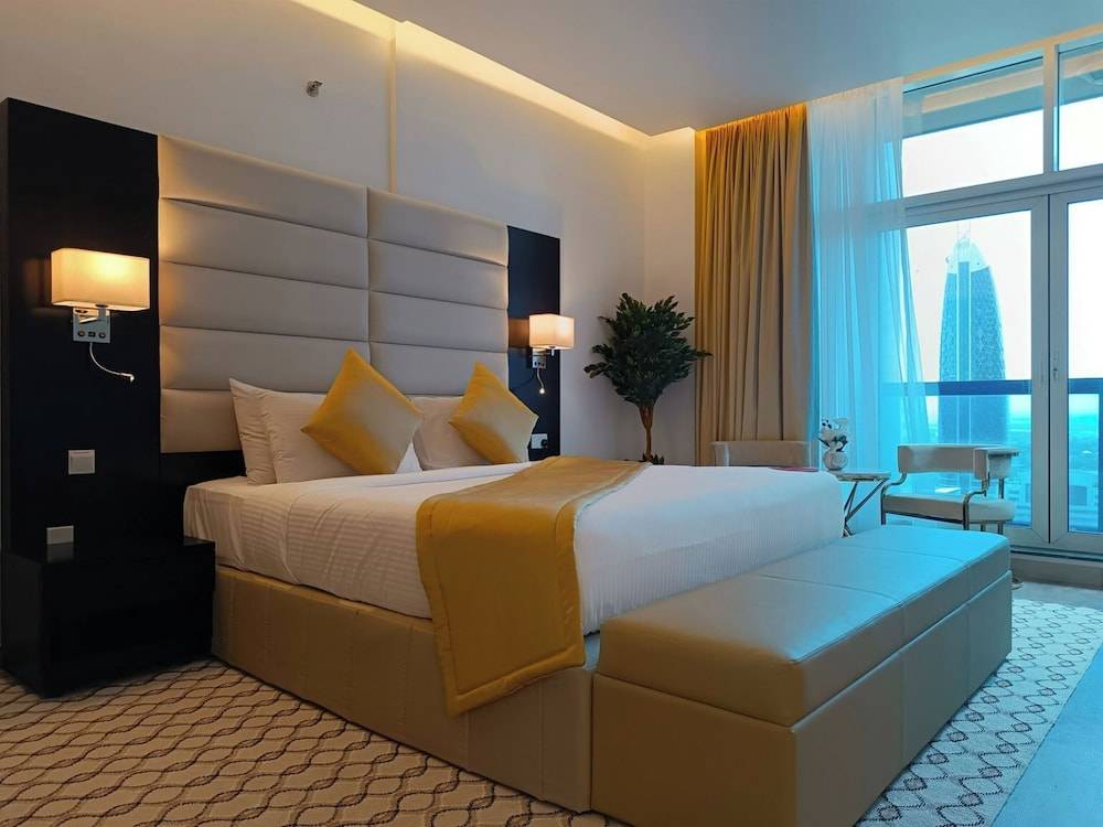 Emirates Grand Hotel Apartment