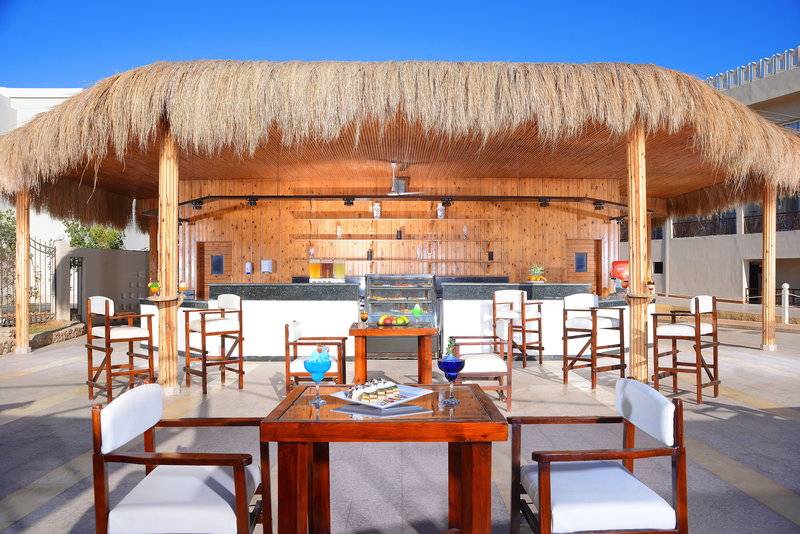 PICKALBATROS ROYAL MODERNA RESORT