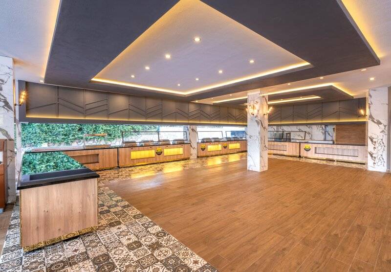 ANNABELLA DIAMOND HOTEL AND SPA