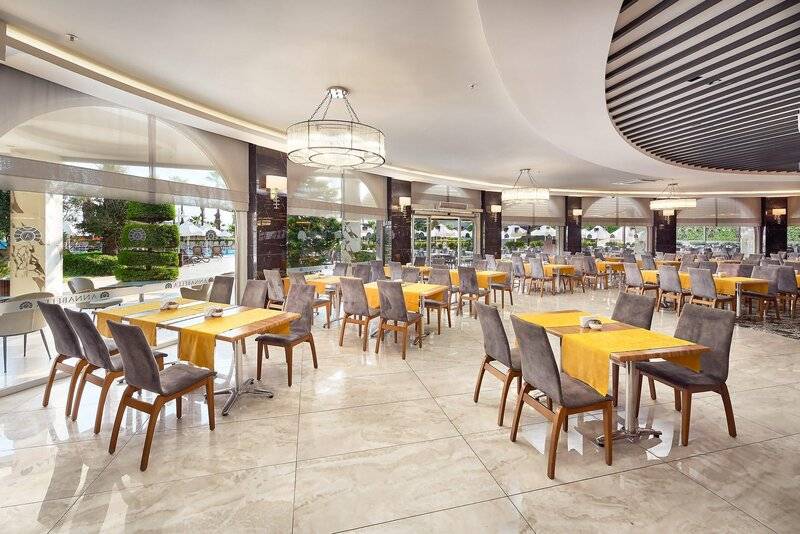 ANNABELLA DIAMOND HOTEL AND SPA