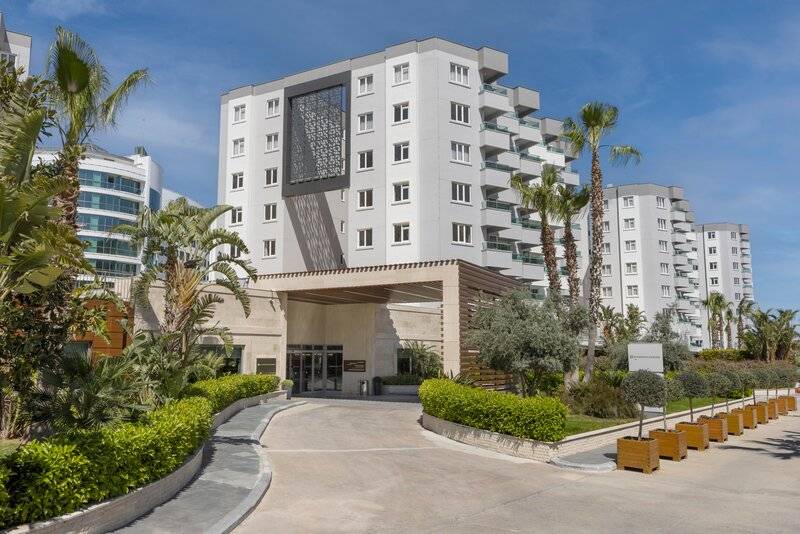 WYNDHAM GARDEN LARA (EX.LARA FAMILY CLUB)