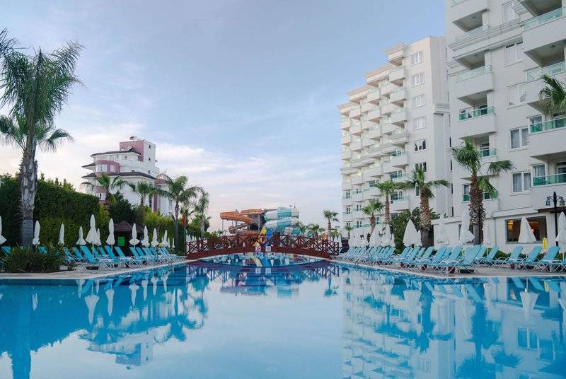 WYNDHAM GARDEN LARA (EX.LARA FAMILY CLUB)
