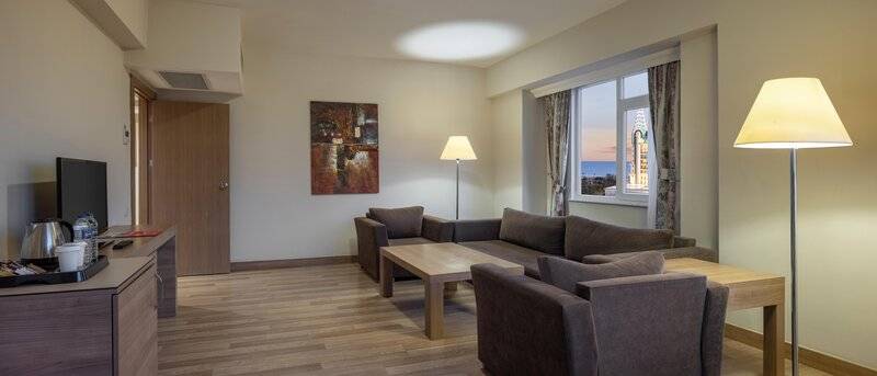 RAMADA RESORT LARA