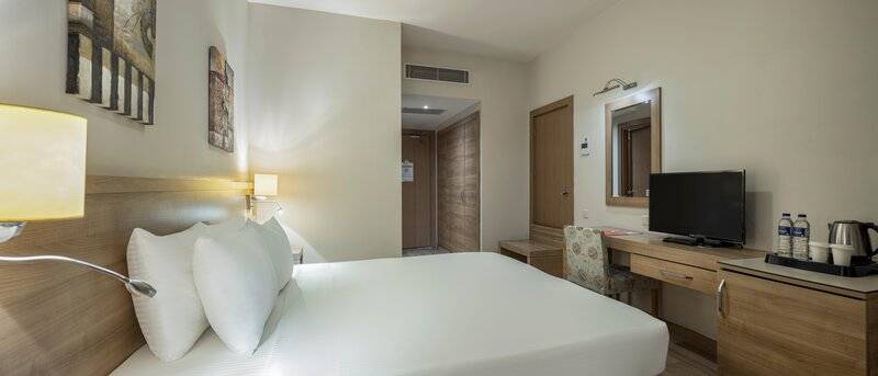 RAMADA RESORT LARA
