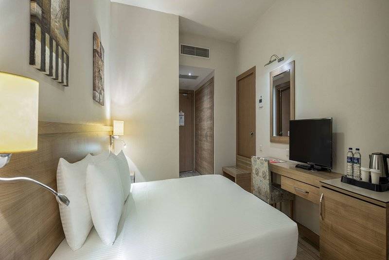 RAMADA RESORT LARA