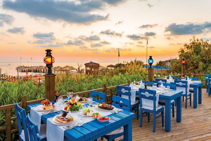 STARLIGHT RESORT HOTEL