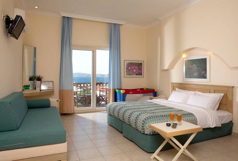 CLUB RESORT ATLANTIS