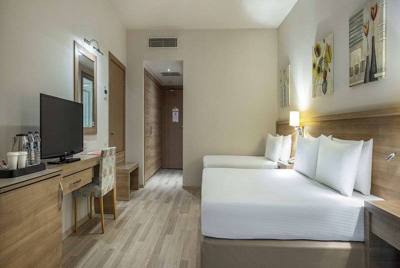 RAMADA RESORT LARA
