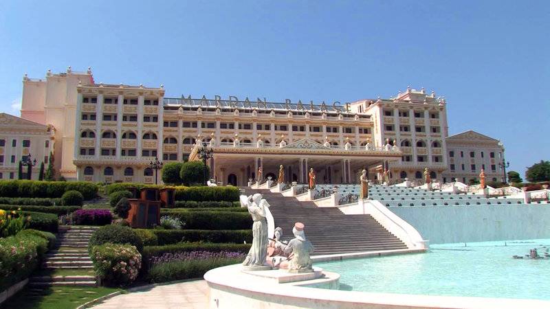 TITANIC MARDAN PALACE