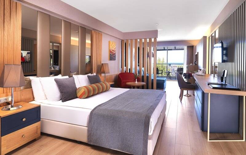 IMPERIAL TURKIZ RESORT HOTEL