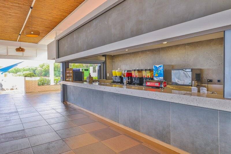 CRYSTAL ADMIRAL RESORT SUITES AND SPA