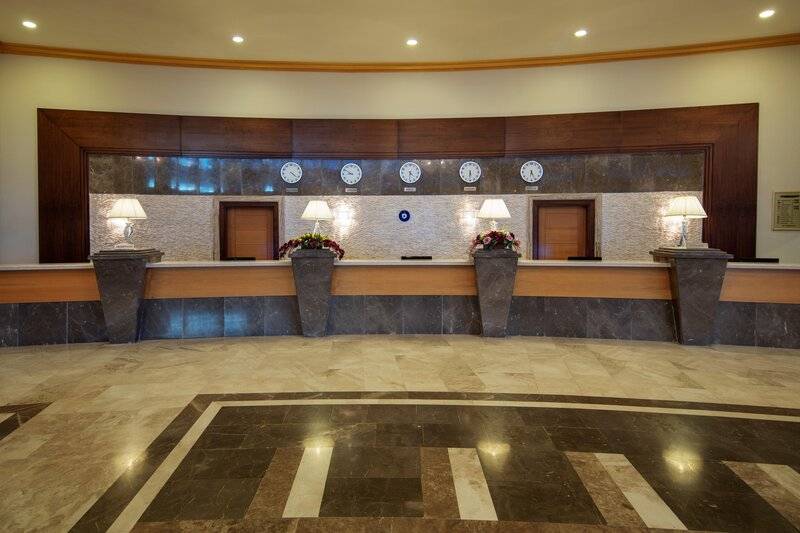 CRYSTAL ADMIRAL RESORT SUITES AND SPA