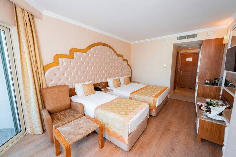 SIDE PREMIUM HOTEL