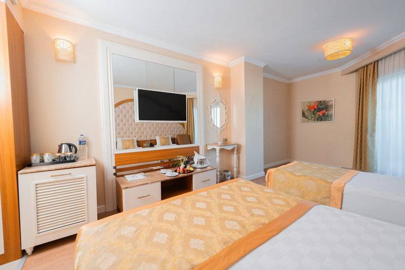 SIDE PREMIUM HOTEL