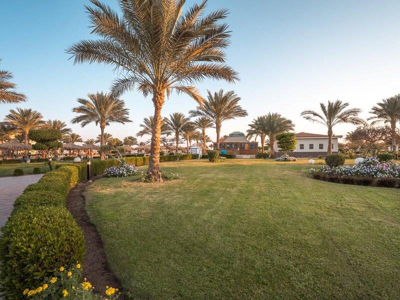 LONG BEACH RESORT