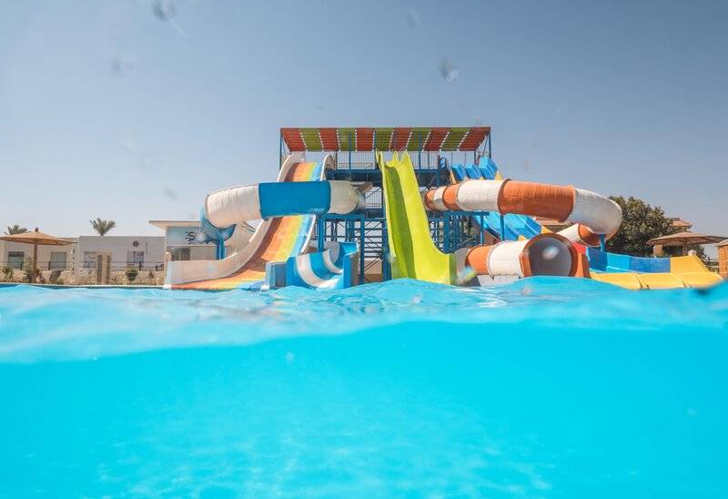 LONG BEACH RESORT