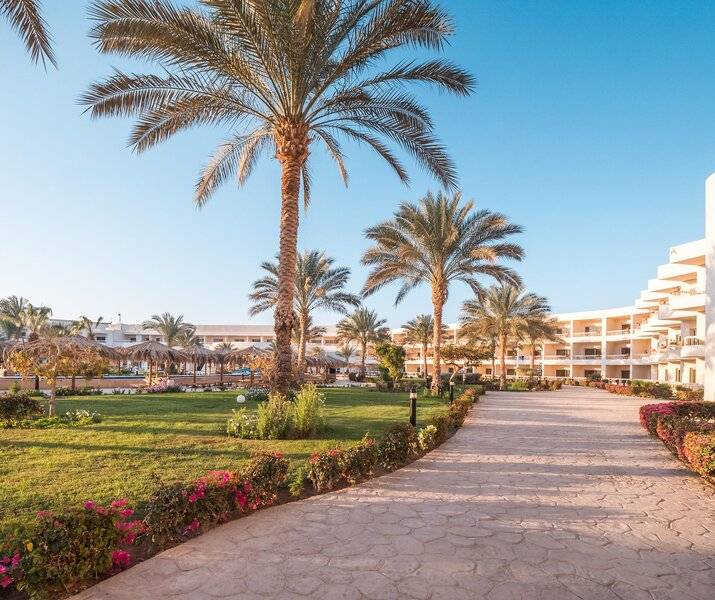 LONG BEACH RESORT