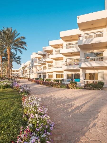LONG BEACH RESORT