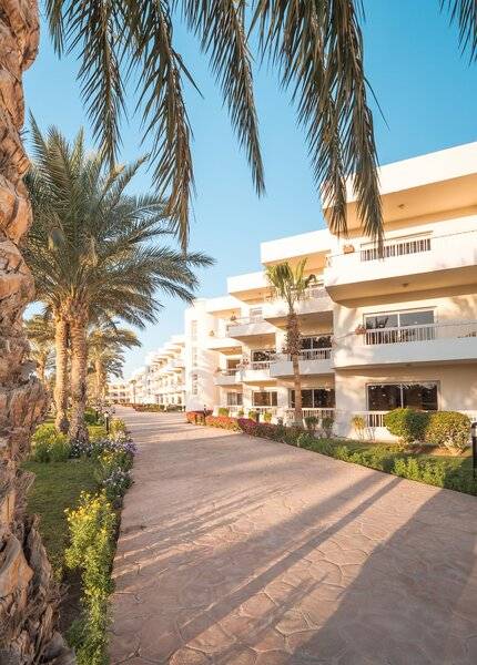 LONG BEACH RESORT