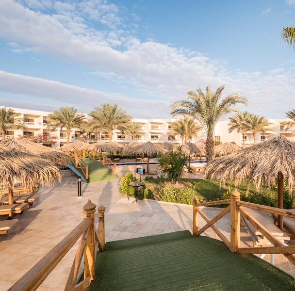 LONG BEACH RESORT