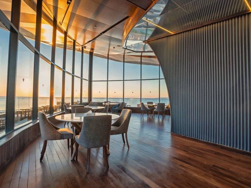 RIXOS PREMIUM MAGAWISH SUITES AND VILLAS