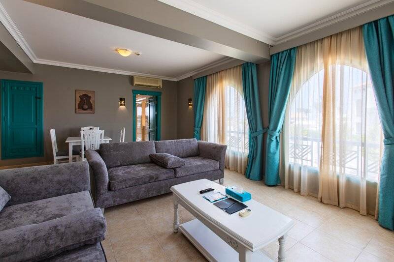 SUNRISE GARDEN BEACH RESORT & SPA