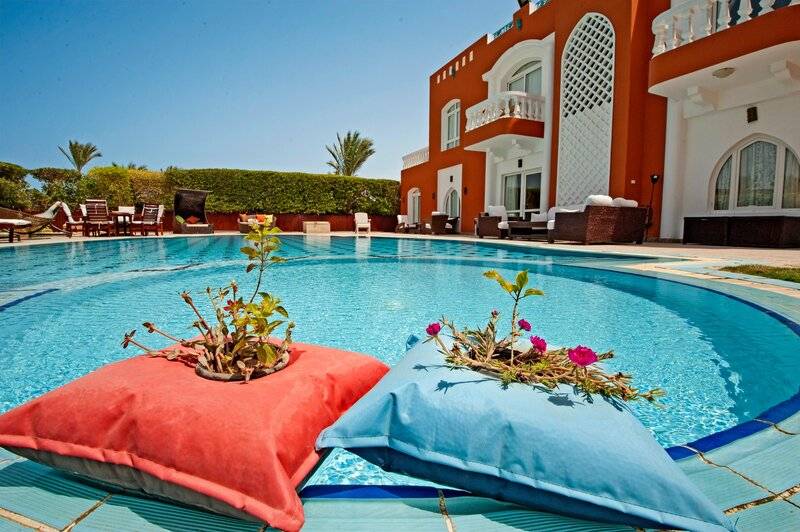 SUNRISE GARDEN BEACH RESORT & SPA