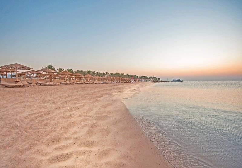 SUNRISE ROYAL MAKADI RESORT