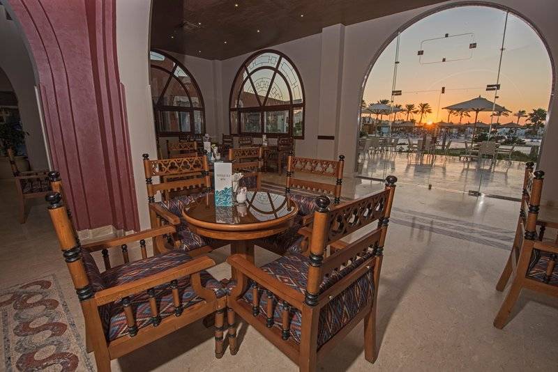 SUNRISE ROYAL MAKADI RESORT