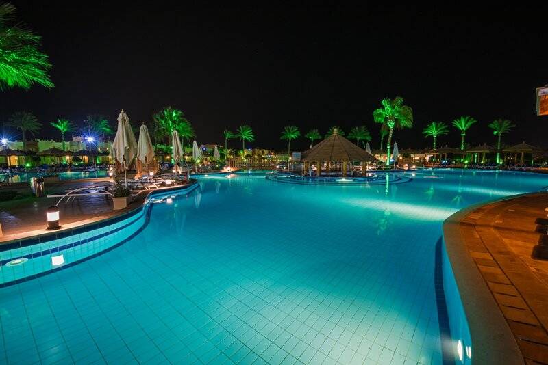 SUNRISE ROYAL MAKADI RESORT