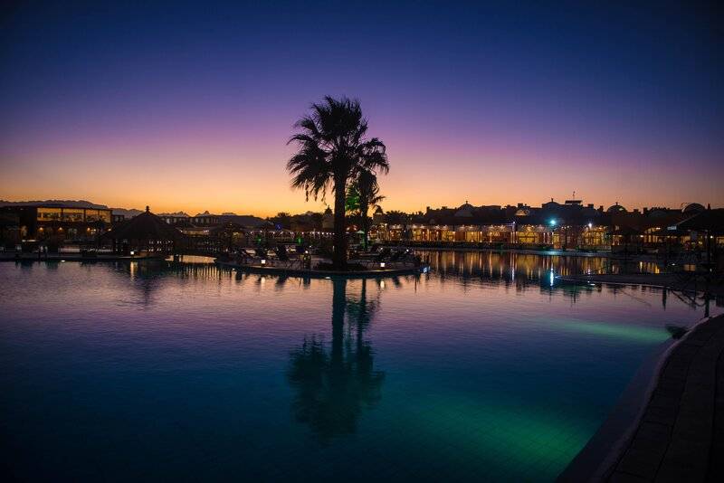 SUNRISE ROYAL MAKADI RESORT