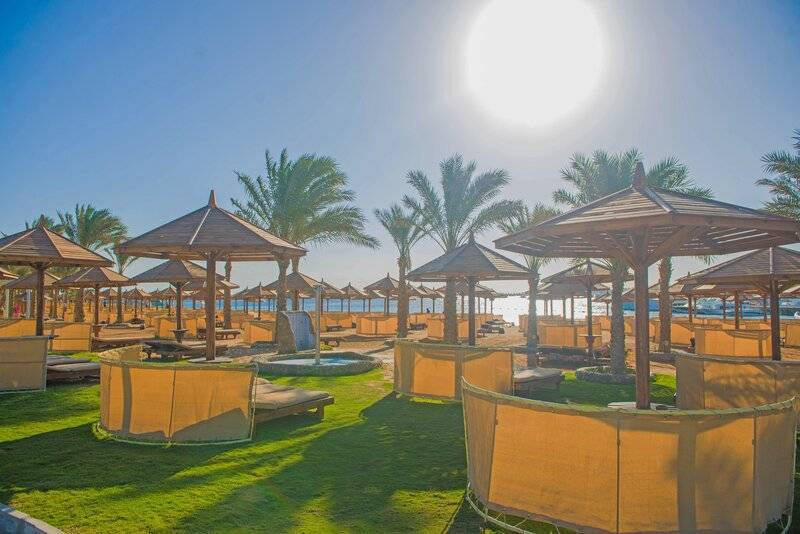 SUNRISE ROYAL MAKADI RESORT