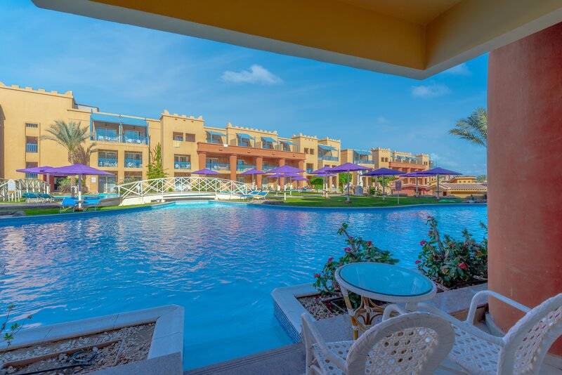 TITANIC PALACE AND AQUA PARK