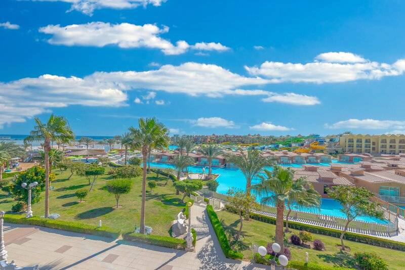 TITANIC PALACE AND AQUA PARK