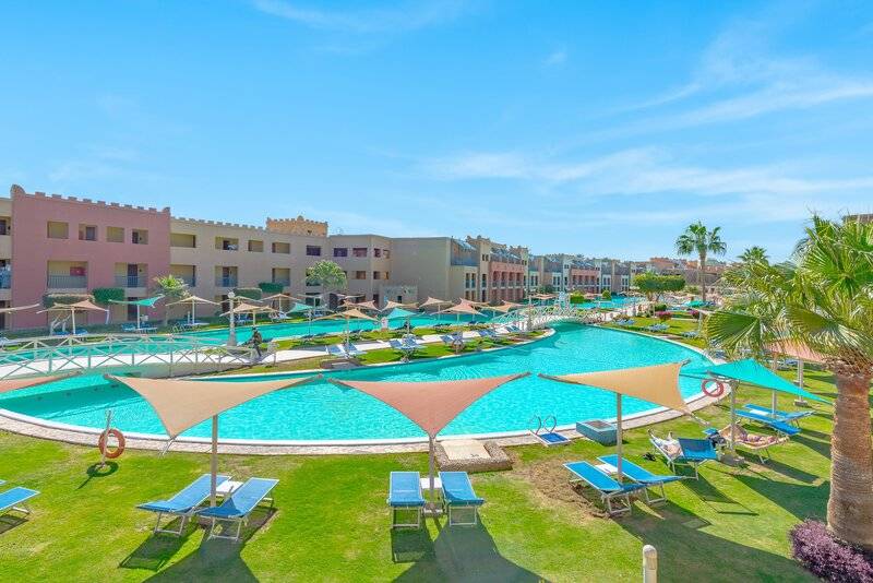 TITANIC PALACE AND AQUA PARK