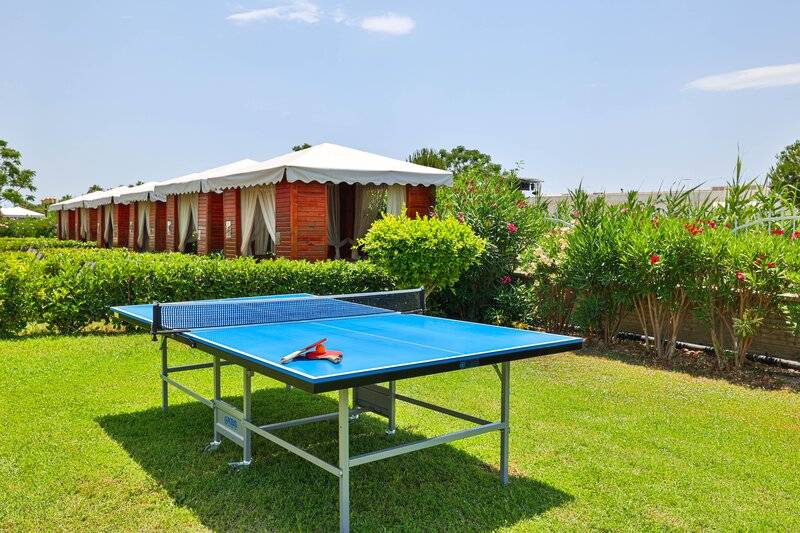 CRYSTAL PALACE LUXURY RESORT & SPA