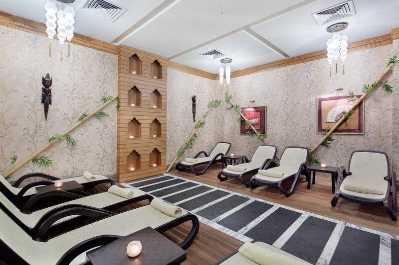 CRYSTAL PALACE LUXURY RESORT & SPA
