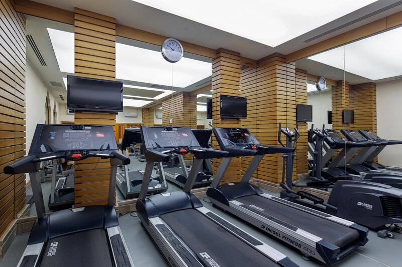 CRYSTAL PALACE LUXURY RESORT & SPA